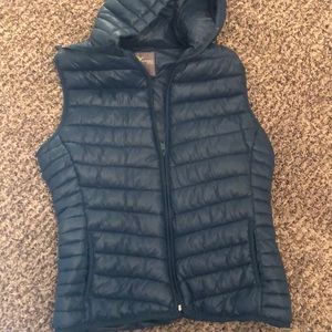 Old Navy Active Vest size M